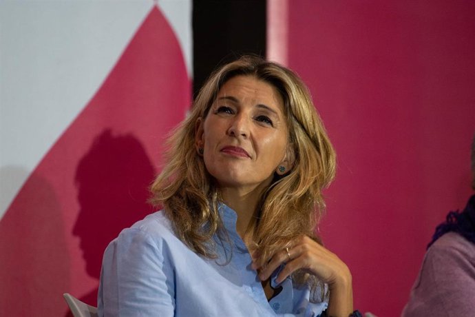 Archivo - La vicepresidenta segunda y ministra de Trabajo y Economía Social, Yolanda Díaz, presenta su proyecto 'Sumar' en Riojafórum