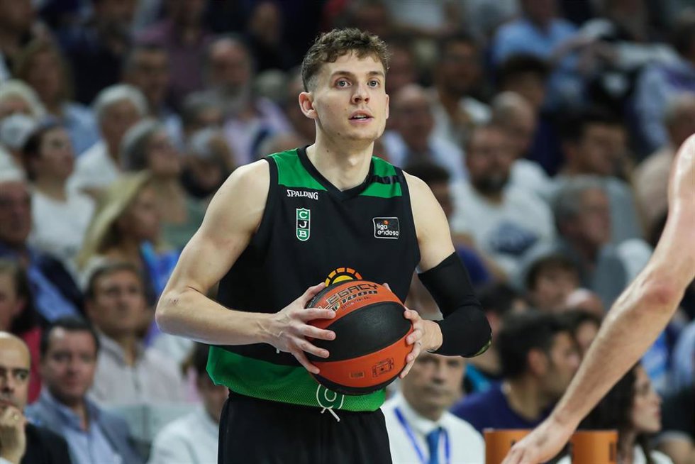Archivo - Kyle Guy, durante un partido con el Joventut.