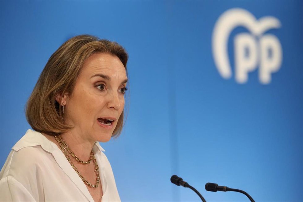 Archivo - La secretaria general del PP, Cuca Gamarra, interviene durante la reunión con la Asociación Provincial de Constructores y Promotores de Málaga en el Parador de Golf, a 19 de mayo de 2023 en Málaga (Andalucía, España). 