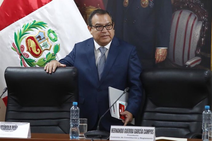 Archivo - El primer ministro de Perú, Alberto Otárola