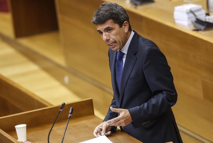 El presidente del PPCV, Carlos Mazón, interviene durante el pleno de investidura en las Corts Valencianes, a 13 de julio de 2023, en Valencia, Comunidad Valenciana (España).