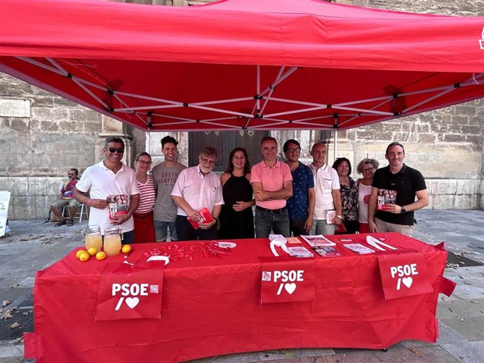 Carpa informativa del PP en Palma.