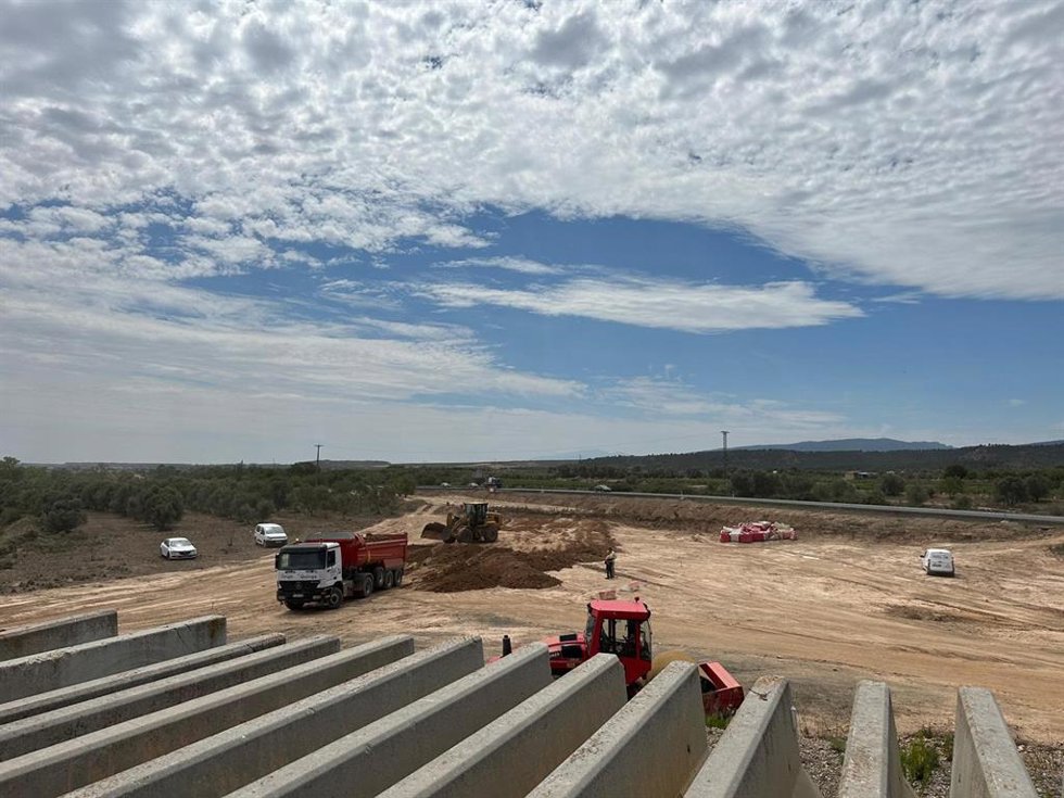 Visita al Recuenco de Calahorra por parte de la alcaldesa, Mónica Arceiz