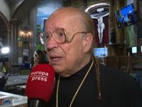 Rappel no puede contener las lágrimas en el funeral de Carmen Sevilla: "Augusto ha llorado conmigo"