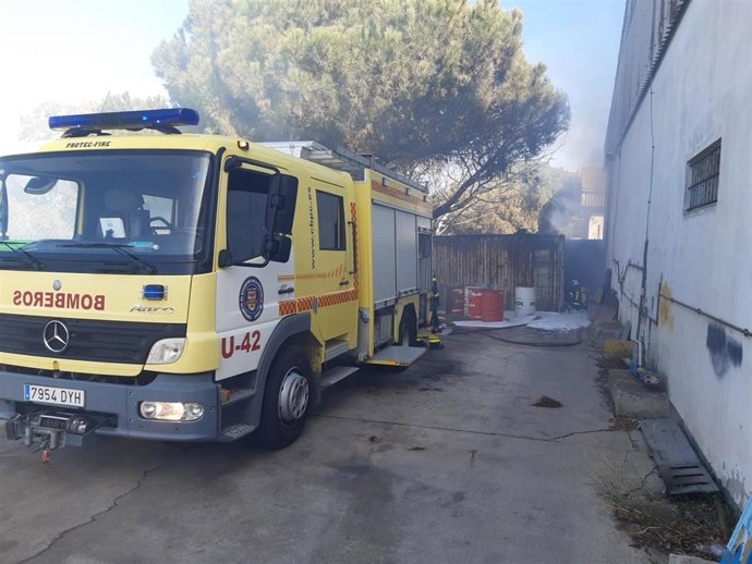 Archivo - Camión de los bomberos de Cádiz