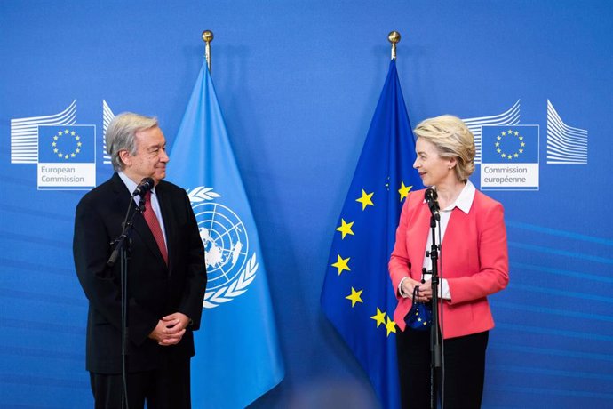 Archivo - El secretario general de Naciones Unidas, Antonio Guterres, junto a la presidenta de la Comisión Europea, Ursula von der Leyen