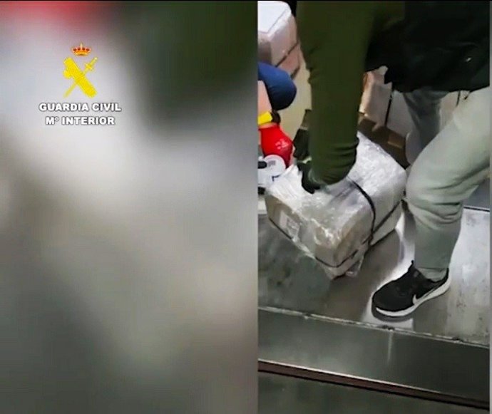 Intervenida casi una tonelada de cocaína en el aeropuerto de Barajas en la primera mitad del año