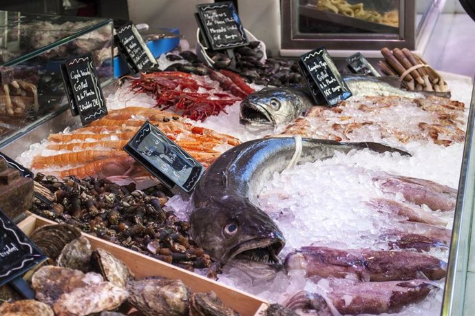 Pescado en un mercado