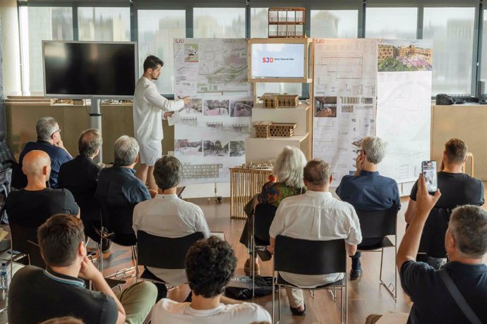 Los estudiantes de UIC Barcelona School of Architecture han presentado 24 proyectos con propuestas para transformar la B-23