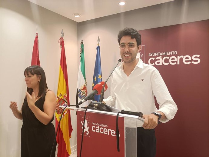 El portavoz del Gobierno municipal de Cáceres, Ángel Orgaz