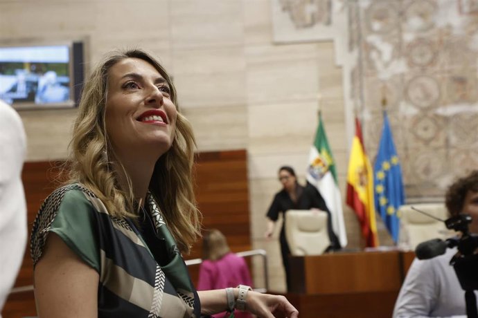 La candidata a la Presidencia de la Junta de Extremadura, María Guardiola, a su llegada al debate de su investidura