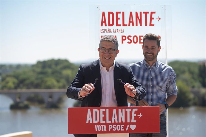 Acto del PSOE con Patxi López.