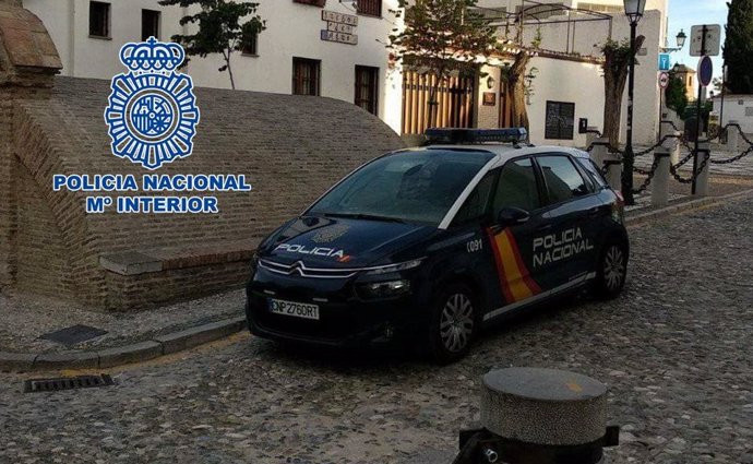 Vehículo de la Policía Nacional.