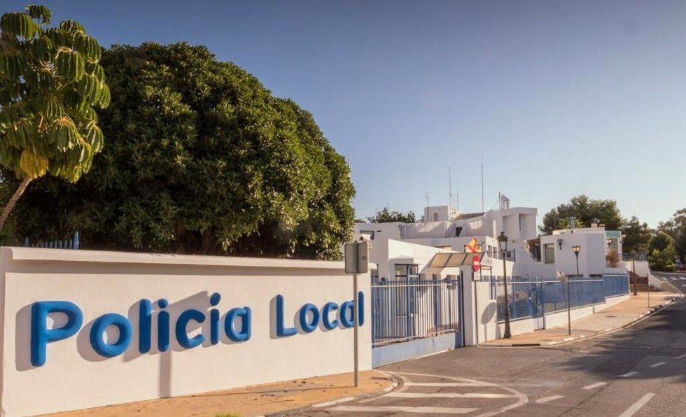 Archivo - Jefatua de la Policía Local de Estepona.