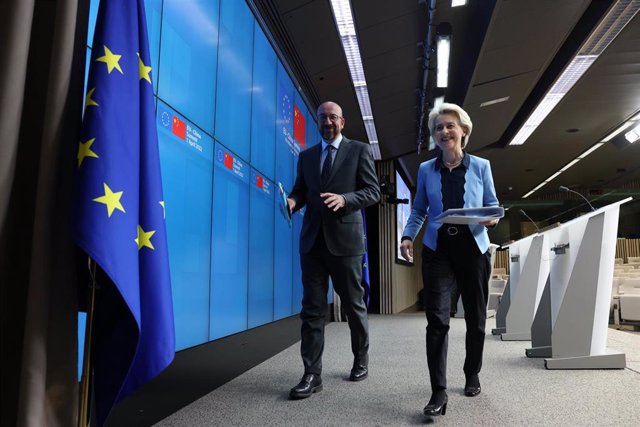 Archivo - El presidente del Consejo Europeo, Charles Michel, junto a la presidenta de la Comisión Europea, Ursula von der Leyen. 