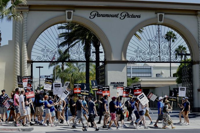 LOS ANGELES, July 14, 2023  -- Members of the Screen Actors Guild-American Federation of Television and Radio Artists (SAG-AFTRA) demonstrate in Hollywood, Los Angeles, the United States, on July 14, 2023. As Hollywood actors took to the picket lines ou
