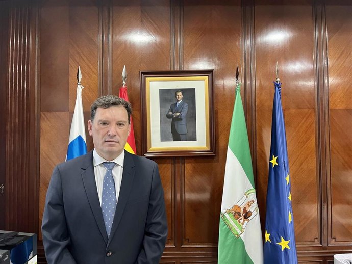 El presidente del Puerto de Huelva, Alberto Santana.