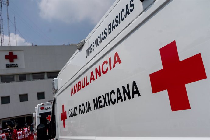 Archivo - August 2, 2022, Mexico City, Mexico: August 02, 2022, Mexico City, Mexico. Mexican authorities renewed 46 ambulance units that were handed over to the Mexican Red Cross. These units will be used in different entities of the country. José Anton