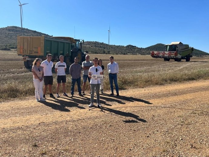 El PP facilitará el relevo generacional en el campo con un plan de impuestos cero a la transmisión de tierras.