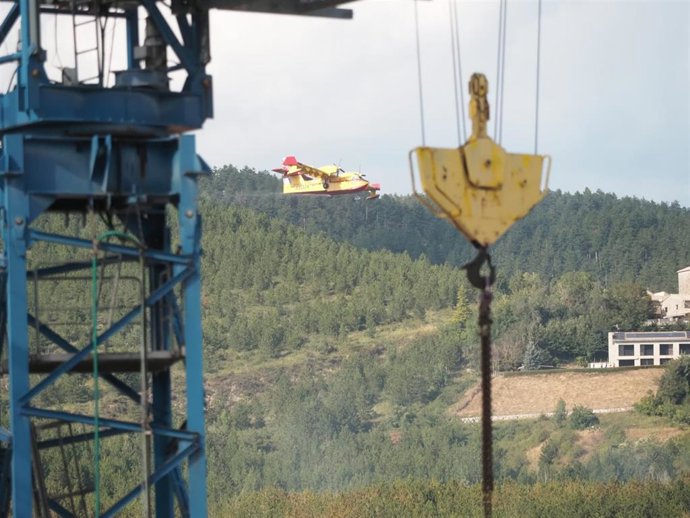 Imagen del incendio forestal en Olloki