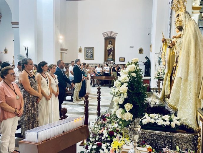 Crespo participa en los actos de la Hermandad de la Virgen del Carmen de Adra.