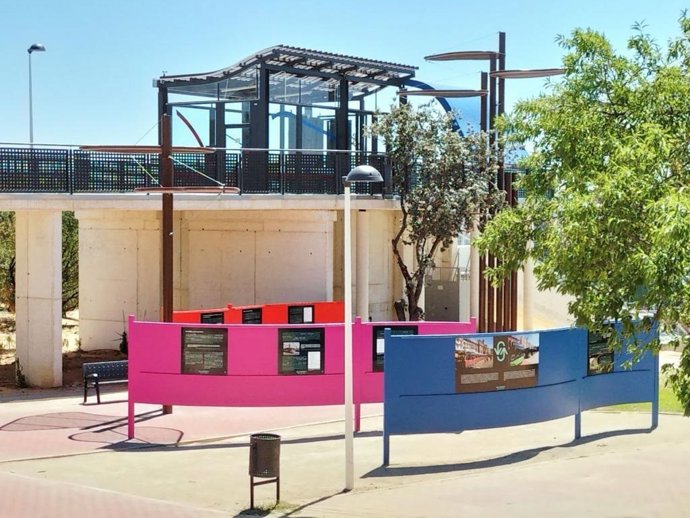 La exposición conmemorativa del 40 aniversario de AUVASA