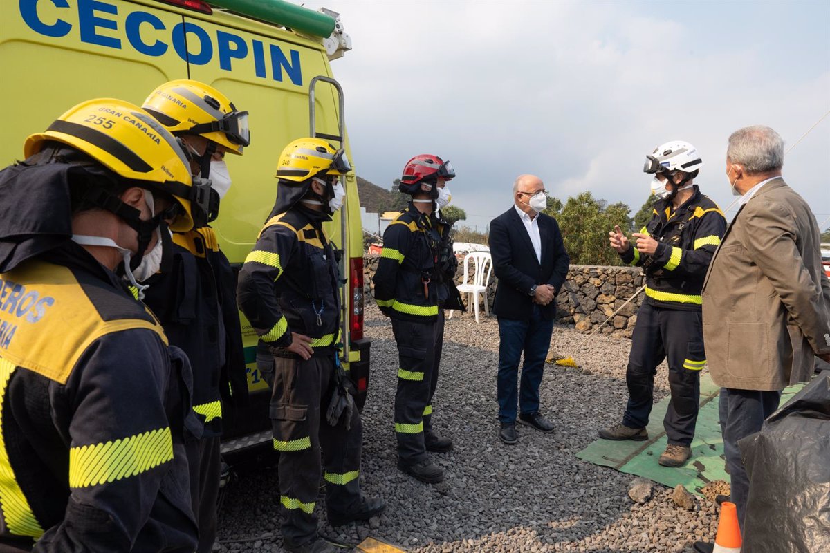 El Cabildo De Gran Canaria Envía A La Palma Equipos De Bomberos Forestales Y Del Consorcio De 1854