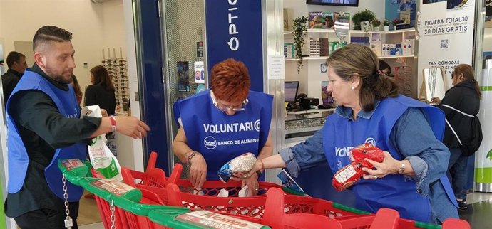 Voluntarios de Banco de Alimentos de Vigo.