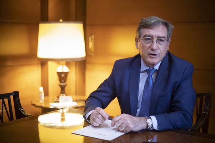 El presidente de la Autoridad Portuaria de Sevilla (APS), Rafael Carmona.