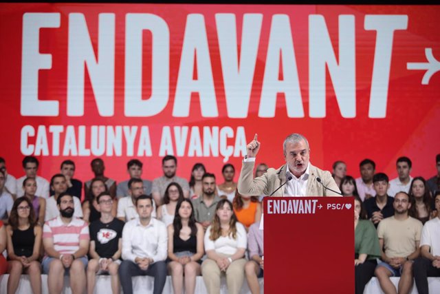 L'alcalde de Barcelona, Jaume Collboni, intervé en un míting electoral, al Palau de Congressos, a 16 de juliol del 2023, a Barcelona