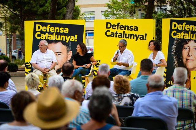 La número 2 al Congrés per Tarragona, Norma Pujol, i els números 1 i 2 al Senat per Tarragona, Jordi Gaseni i Laura Castel
