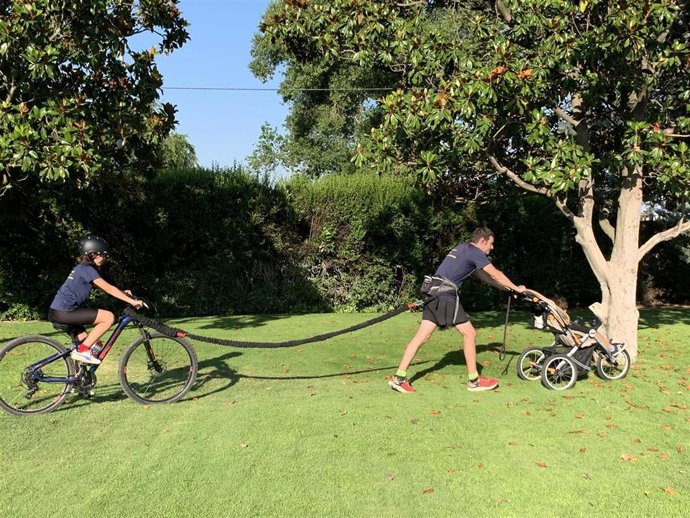 Una familia riojana hace el camino de Santiago para dar visibilidad a la Atrofia Muscular Espinal