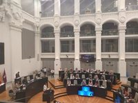 Las actualizadas normas urbanísticas salen adelante con la mayoría del PP, la abstención de Vox y el no de la izquierda