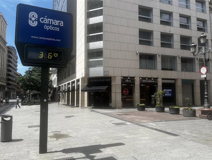 Termómetro de la calle Alfonso, en Zaragoza.