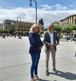 Los cabezas de lista de UPN al Congreso y al Senado, Alberto Catalán y María Caballero, respectivamente