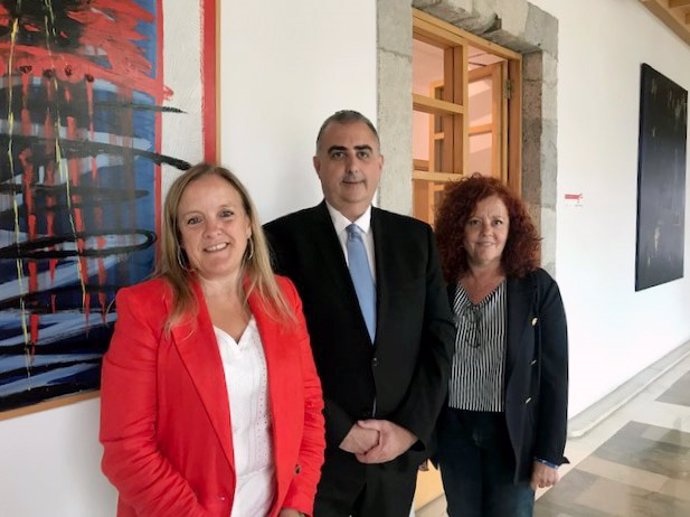 Isabel Urrutia, Roberto Media y Tamara González