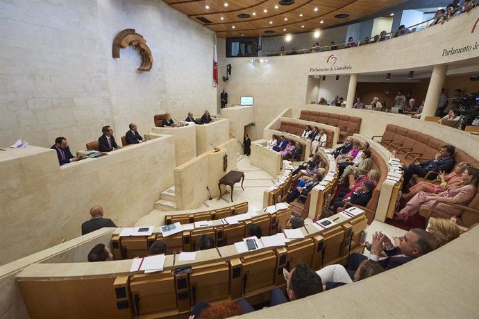 Diputados en el Parlamento de Cantabria