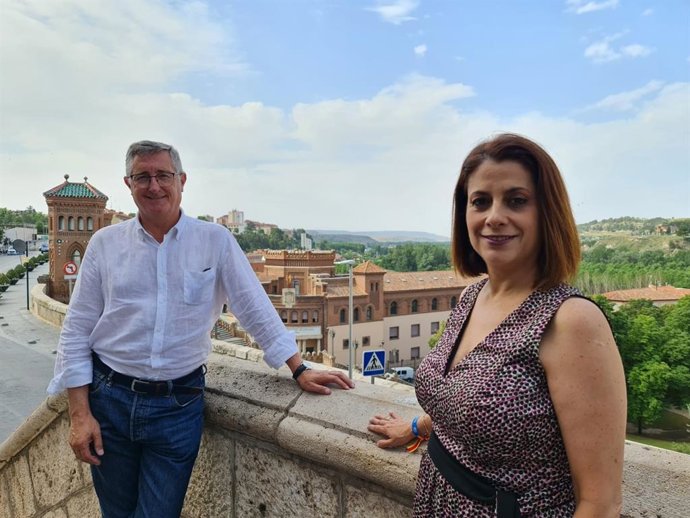 Los candidatos del PP al Senado por Teruel, Emma Buj y Manuel Blasco.
