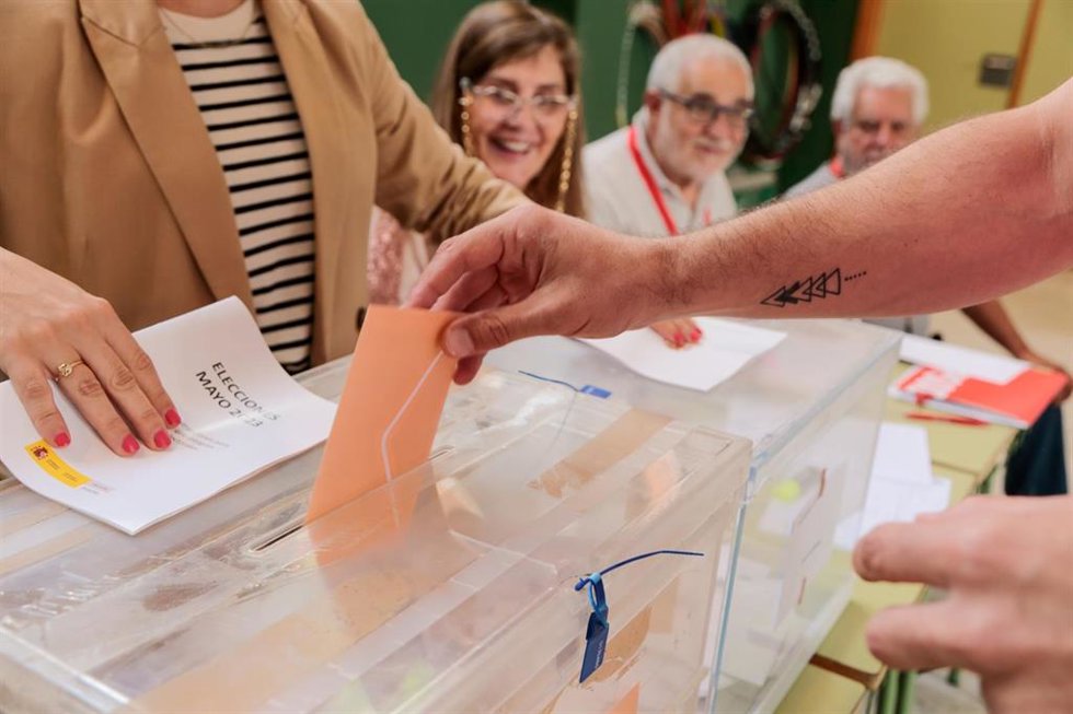 Votación en un colegio electoral de Mérida