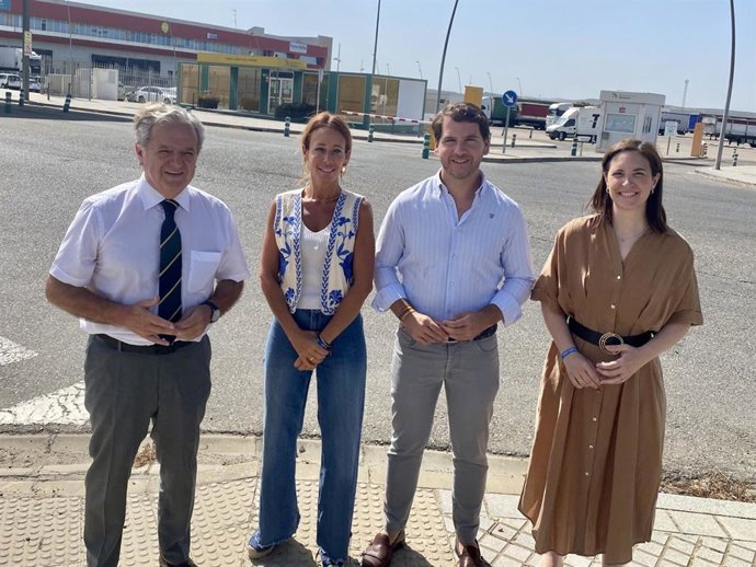 (Desde Izda.) Fuentes, Aguilar, Priego Y Casanueva.