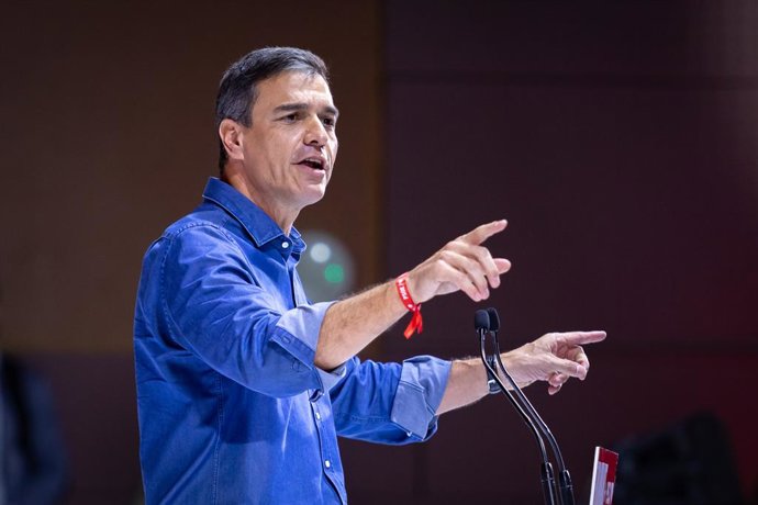 El presidente del Gobierno de España y secretario general del PSOE, Pedro Sánchez, interviene en un mitin electoral, en el Palacio de Congresos, a 16 de julio de 2023, en Barcelona, Catalunya (España). Este mitin electoral del PSOE se enmarca dentro de 