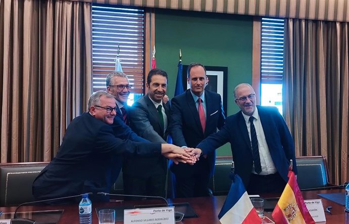 Ndp+Foto Los Puertos De Vigo Y Lorient Firman Un Acuerdo De Colaboración Histórico En Materia Pesquera