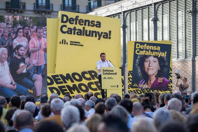 El presidente de la Generalitat y coordinador nacional de ERC, Pere Aragons, interviene en el acto central de campaña por el 23J. Barcelona 17 de julio de 2023.