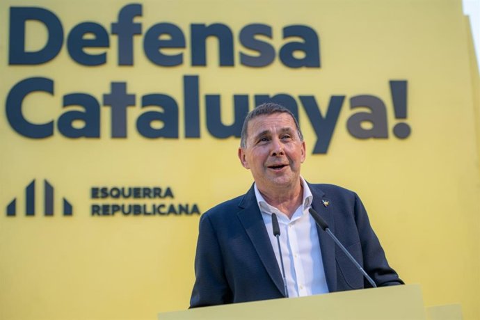 El coordinador d'EH Bildu, Arnaldo Otegi, intervé en l'acte central de campanya d'ERC pel 23J. A Barcelona el 17 de juliol de 2023.