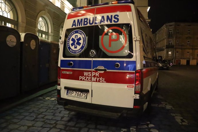 Archivo - April 3, 2022, Przemysl, Poland: Ambulans (Polish for Ambulance) out side the Przemysl train station, in case the Ukrainian Refugees need assistance.