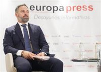 Abascal: "Deben pensar que queremos atar a las mujeres a la pata de la cama"