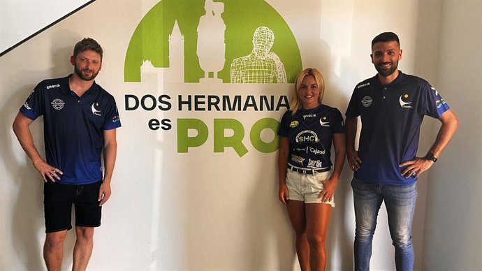 Marina Saucedo, Ricardo Fernández y Martín Schweighart.