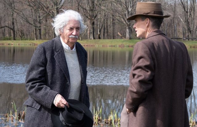 ¿Quién Interpreta A Albert Einstein En Oppenheimer De Christopher Nolan?