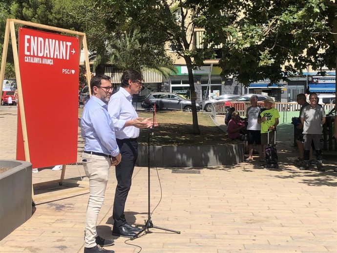 Salvador Illa en Sabadell junto al candidato Paco Aranda (PSC).