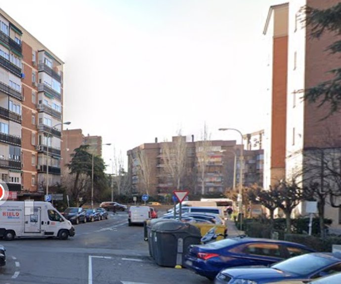 Herido un hombre de 73 años víctima del robo al tirón de su móvil en Batán.